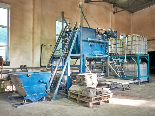 Линия арболитовых блоков